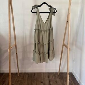 Elegant Olive Green Sleeveless Dress